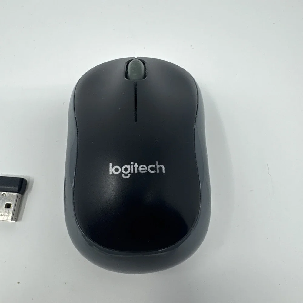 Logitech M185 Wireless USB 3 Button Standard Optical Mouse Black P/N: M-R0061